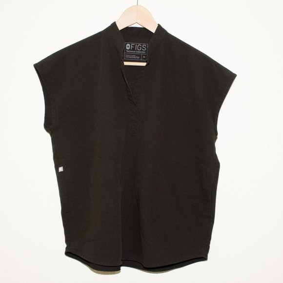 Figs Tops Figs Black Rafaela Oversized Scrub Top Poshmark